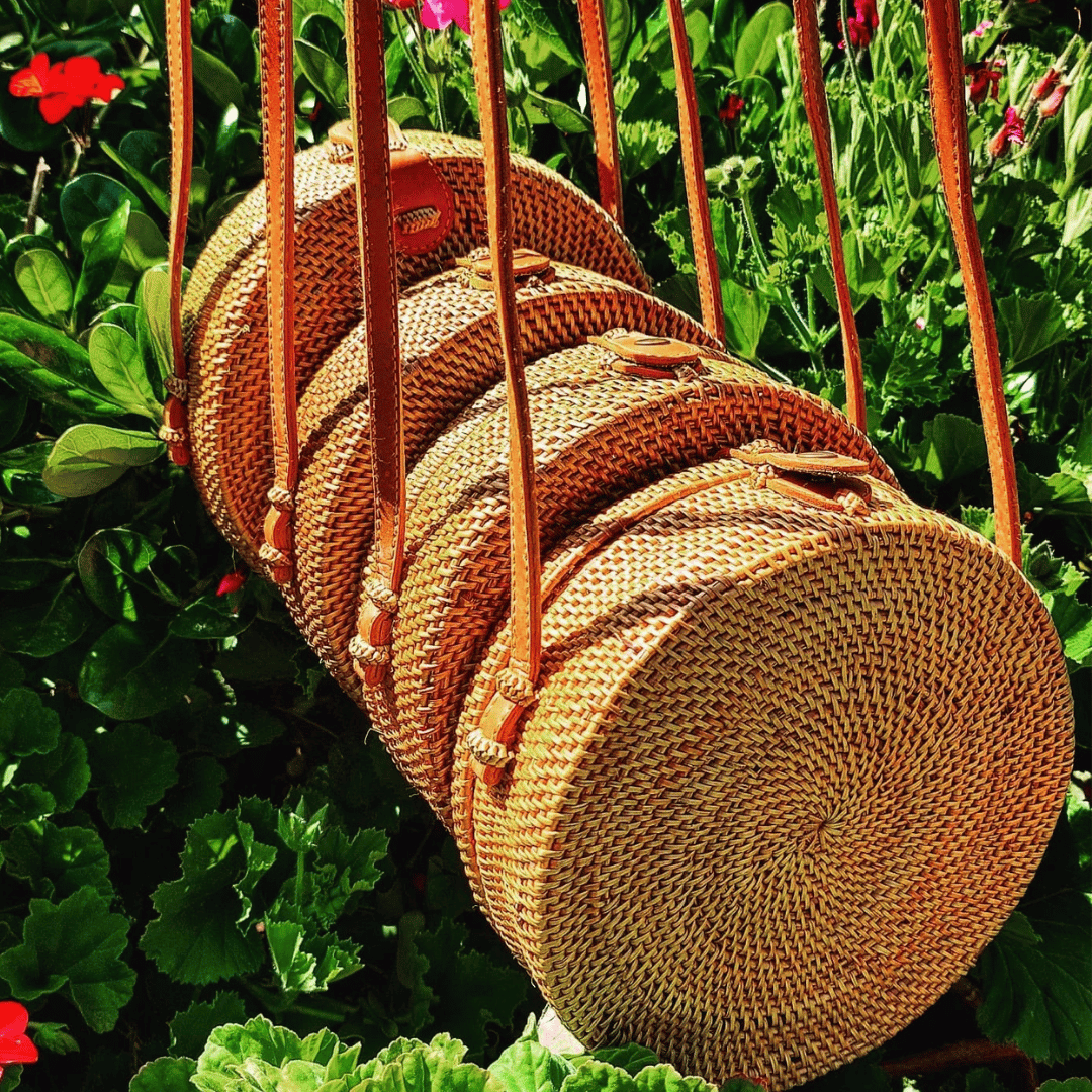 Carteras Bingin redondas de ratán natural