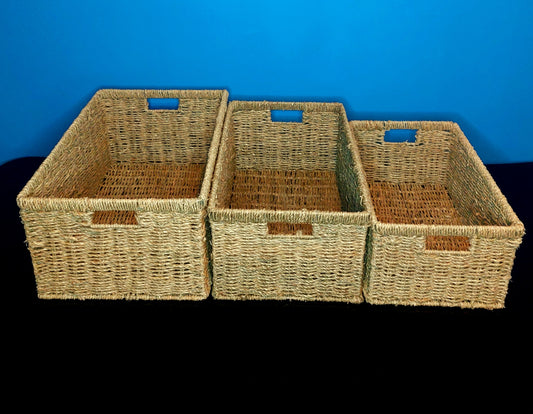 Set de cajoneras de seagrass, una al lado de otra