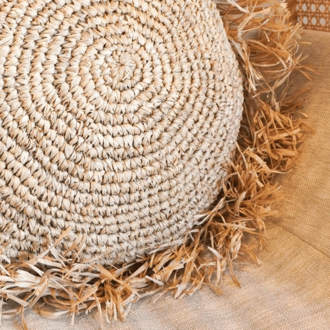 Cojin-Rafia-Fibra-Natural-Redondo-Balangan-Decoracion-Bali-Boho